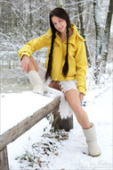 Young Pigtailed Babe 1st Snow - pics 11