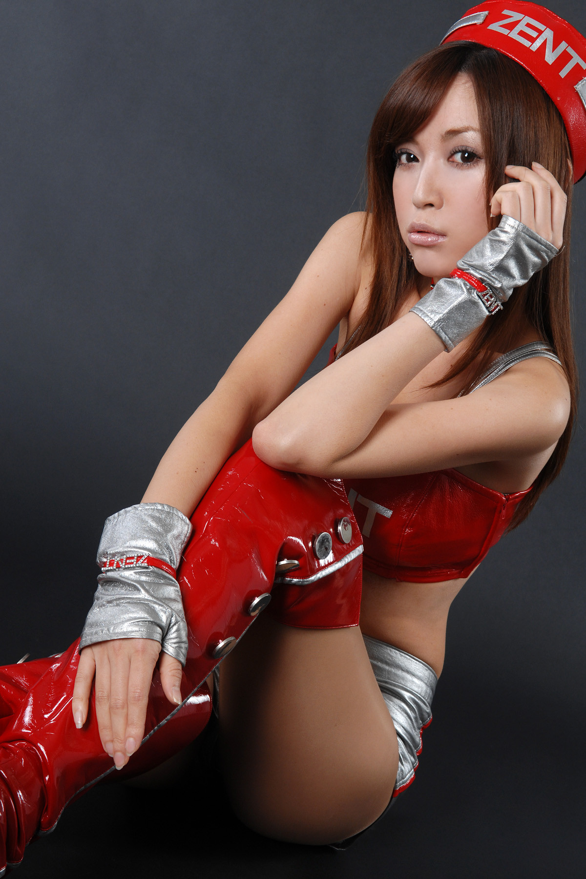Japanese Babe in Sexy Red Boots - picture 12