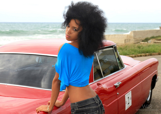 Wonderful Cuban Girls with Cars - picture 20