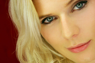 Sexy Blonde Lynn Kross Casting - pics 03