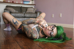 Sydnee Vicious - Green Haired Slut - pics 07