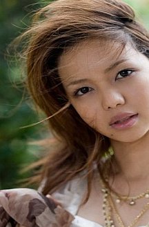Wet Japanese Getting Dirty - pics 10