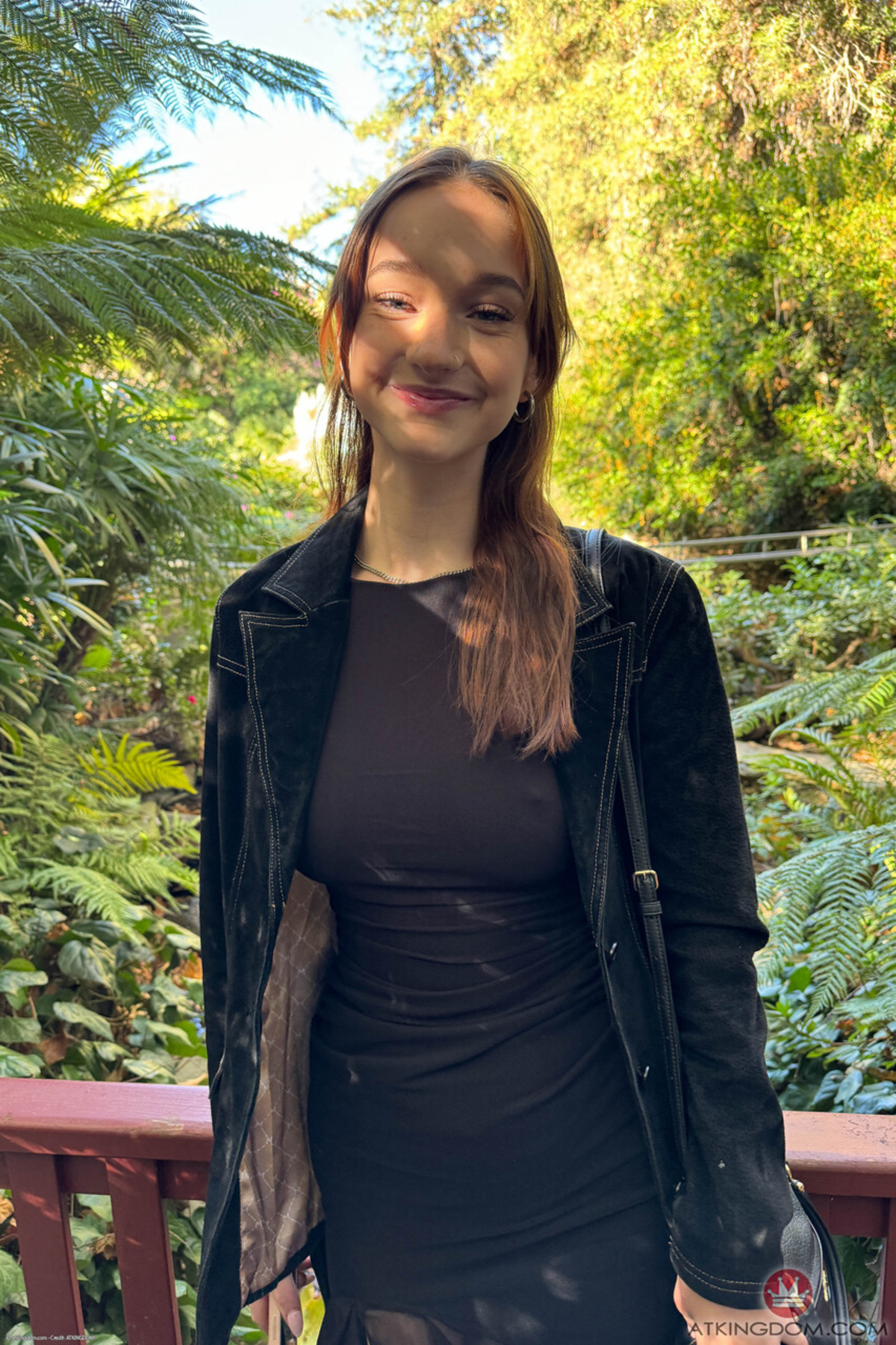 Melanie Marie Brings her Big Tits - picture 16