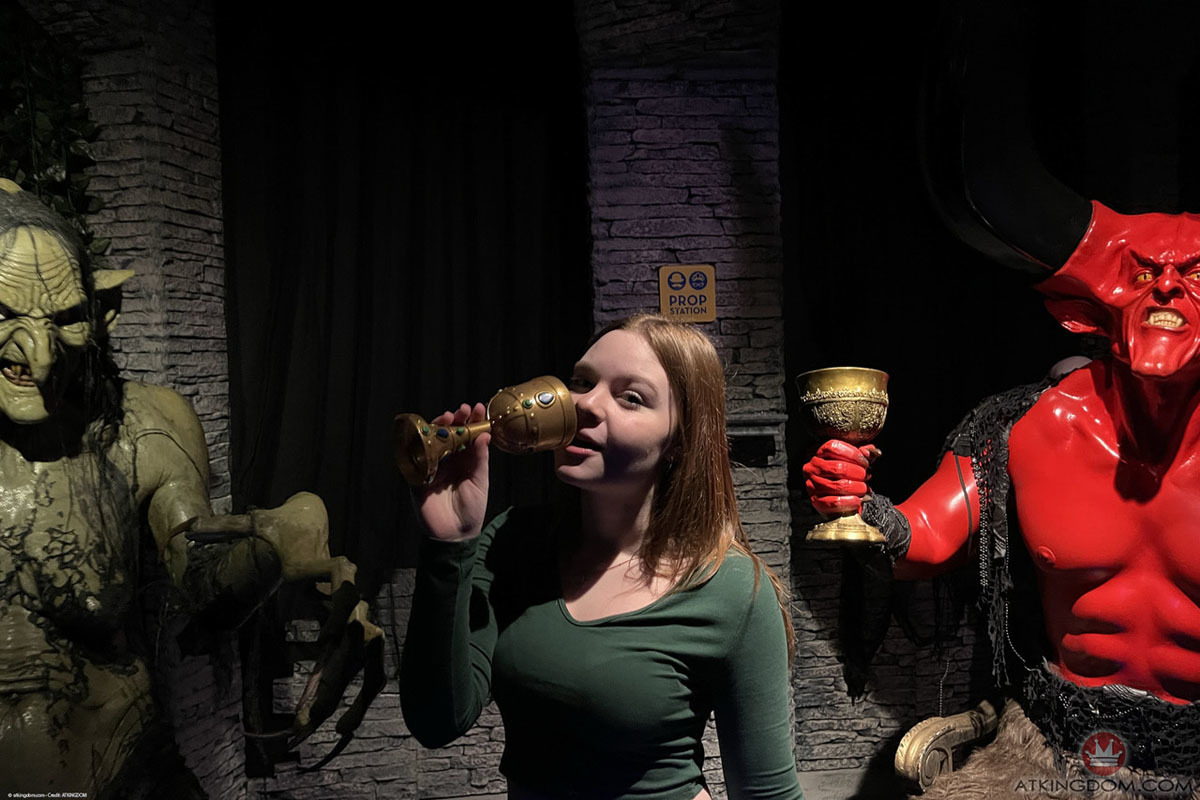 Adrianna Jade Wax Museum Date BTS - picture 13