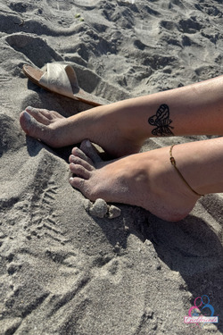 Lucy Foxx - Lakewood Ranch Part 2 - pics 01