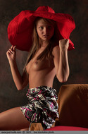 Russian Nude Teen Oksana Red Hat - pics 07