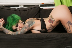 Tattooed Pornstar Sydnee Vicious - pics 01