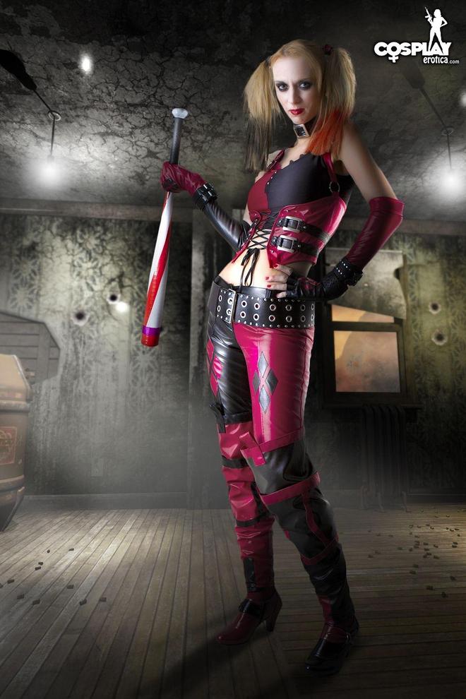 Harley Quinn from Arkham City - picture 00