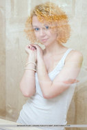 Wet Curls of a Sensual Redhead - pics 00