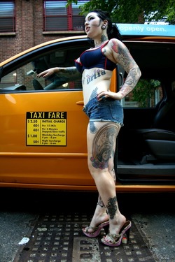Tattooed Cab Driver: Adahlia Burning - pics 00