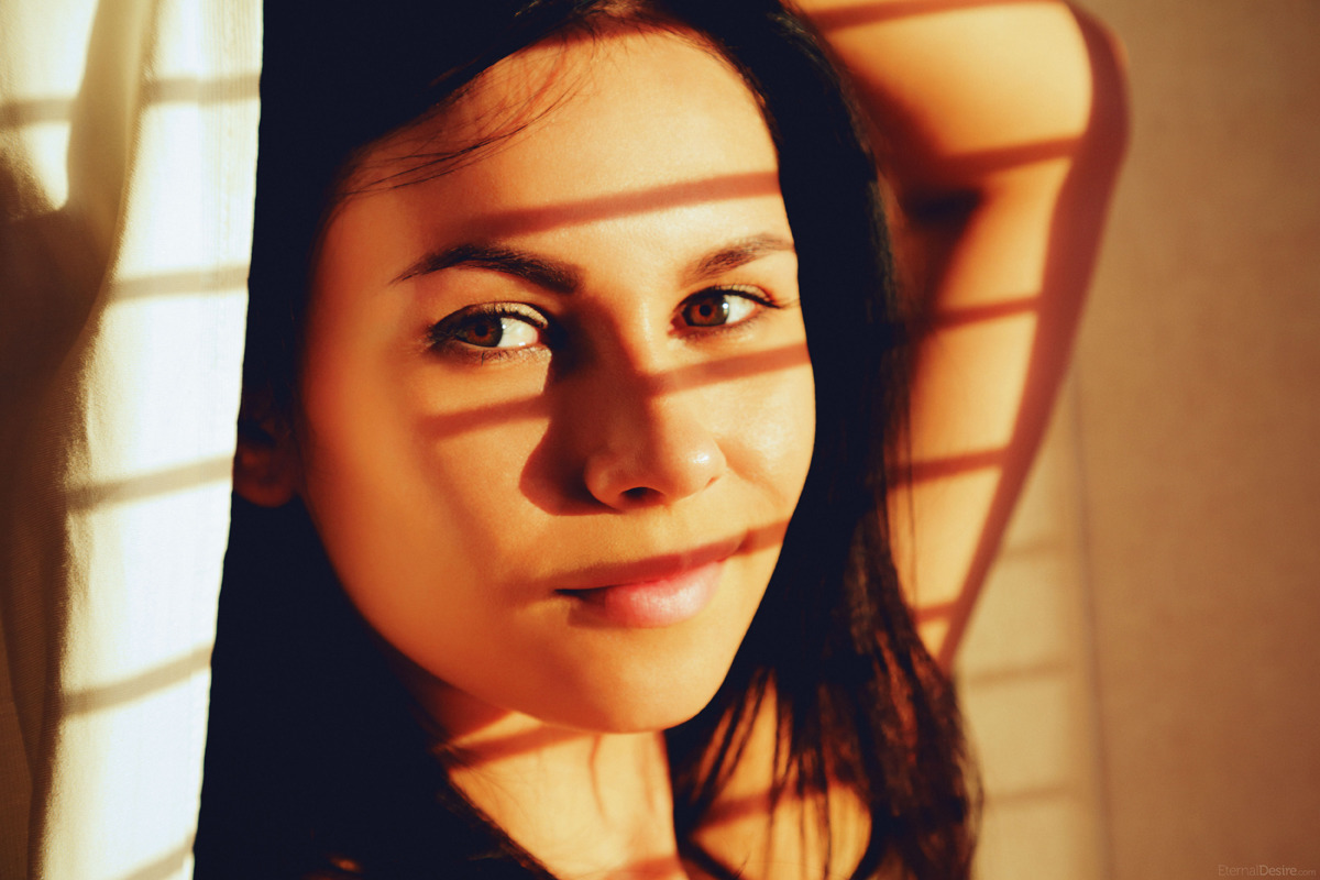 Alla B Perfect Ass in the Shade - picture 11