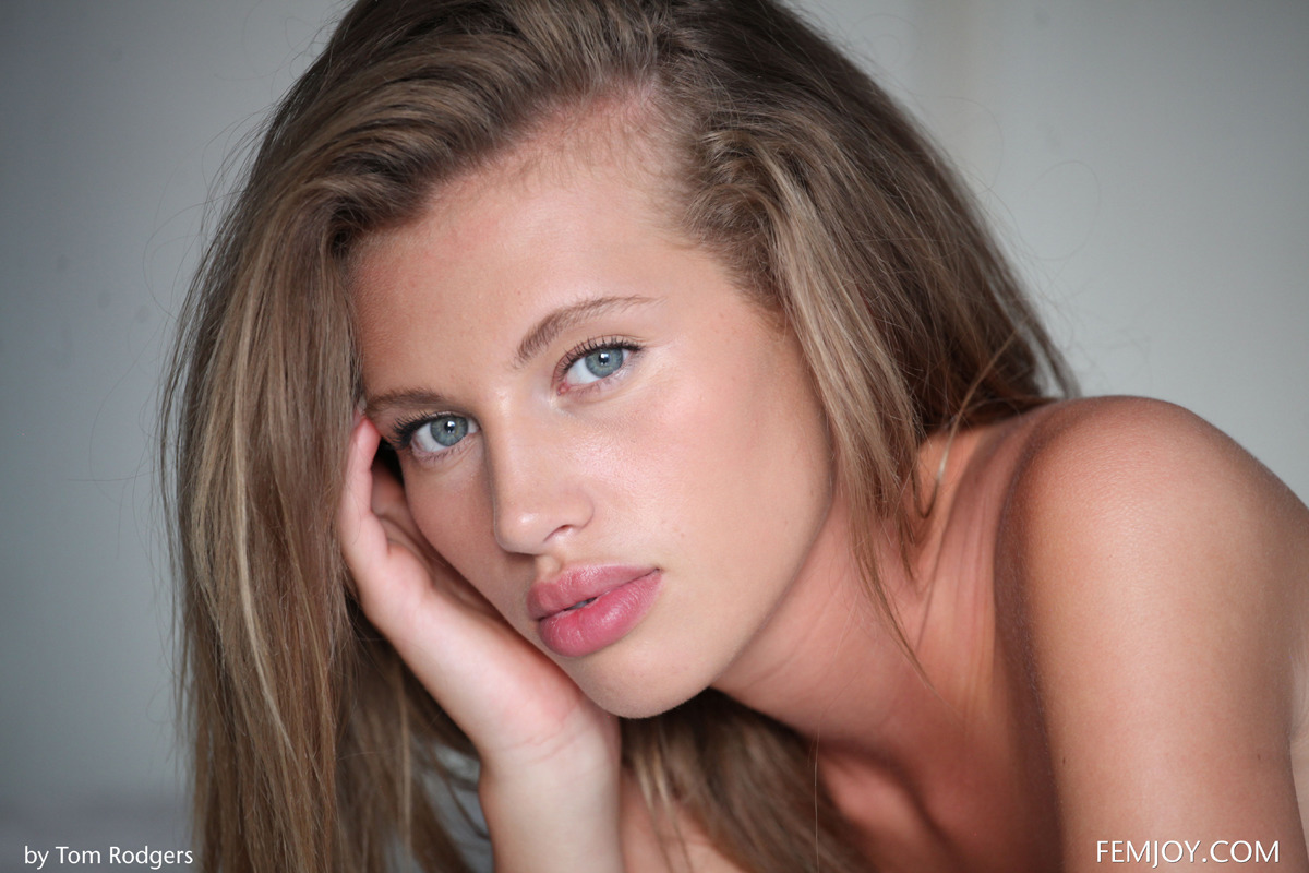 Gorgeous Demon Melissa K: Love Me - picture 17
