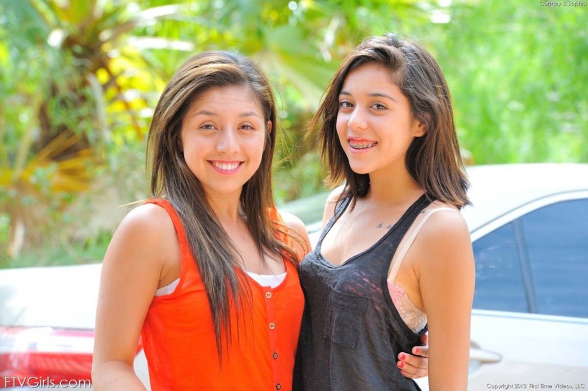 Jeans Babes Kristina Bell & Sophie - picture 01