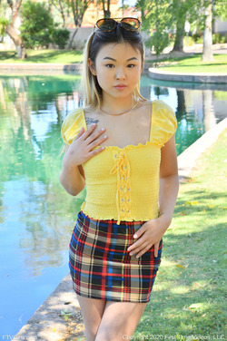 Asian Lulu Chu - Sexy Summer Style - pics 00