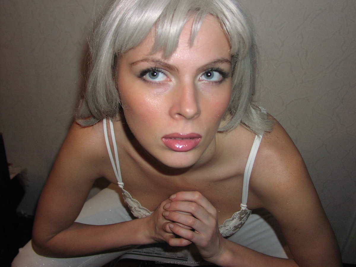 Amateur Platinum Blonde Russian - picture 04