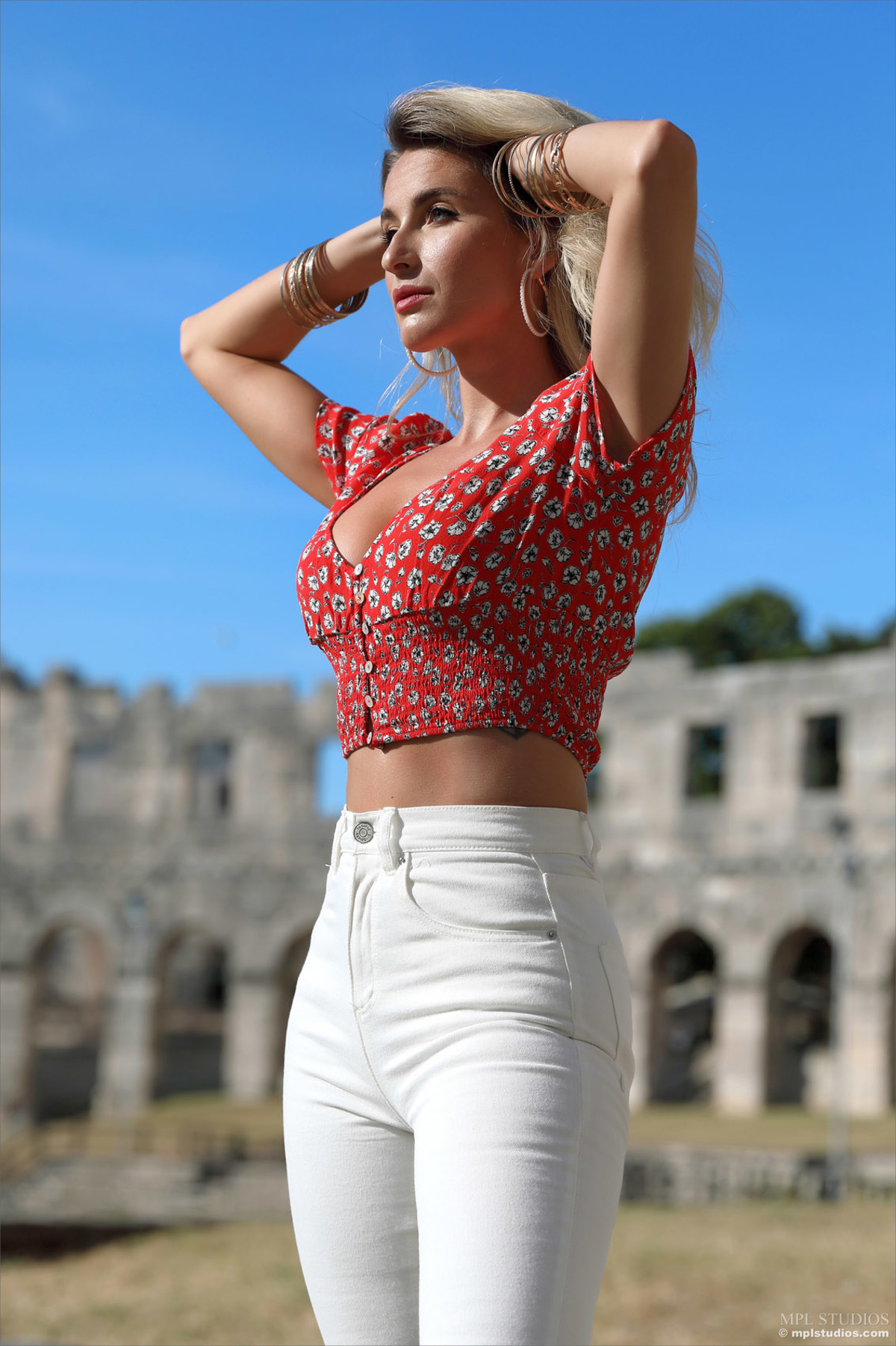 Cara Mell in Postcard from Pula - picture 04