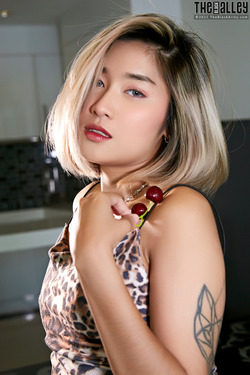 Asian Slut Apple - Hairy Pussy Pics - pics 03