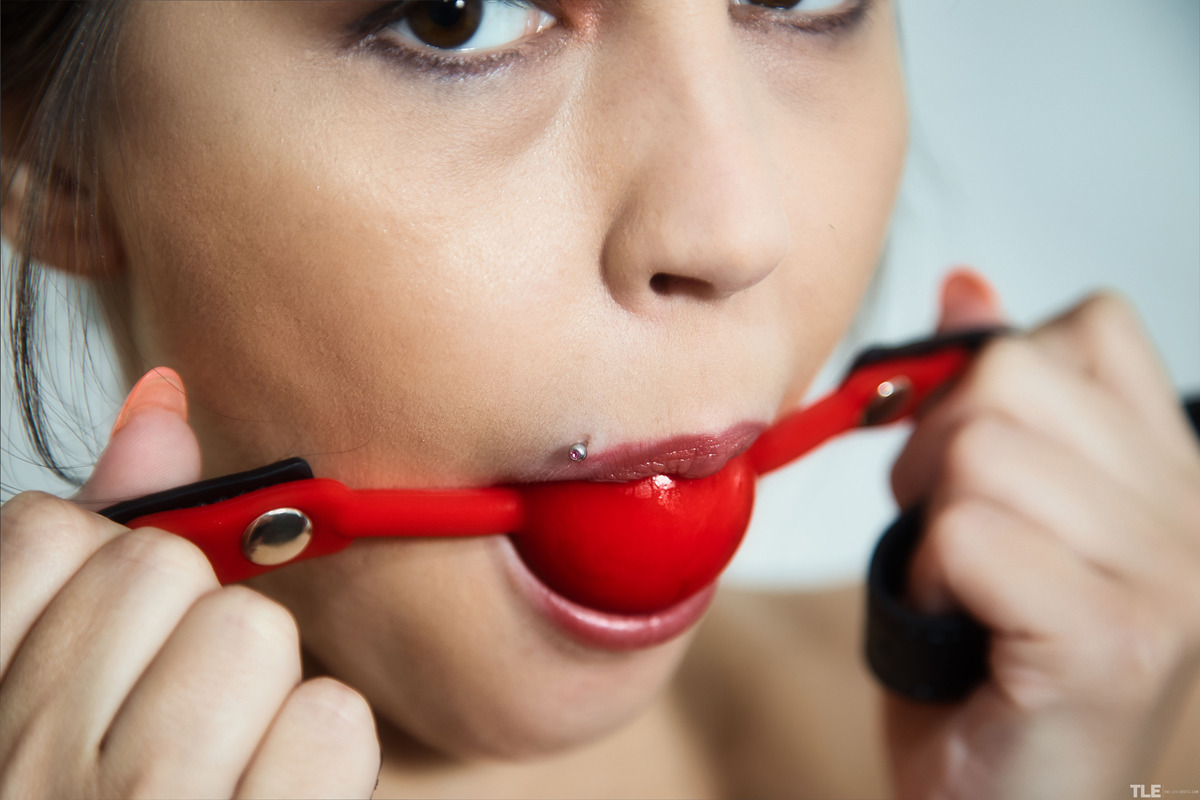 Kinky Cindy Shine Riding Black 1 - picture 12