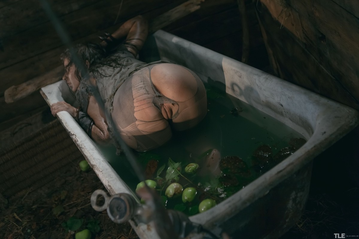 Horny Slut Emily J: Scarecrow IV - picture 05